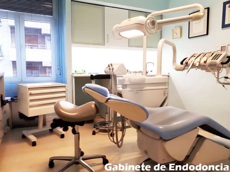 Clinica-Dental-Fueros-Vitoria-Gasteiz-Instalaciones-gabinete-consultas