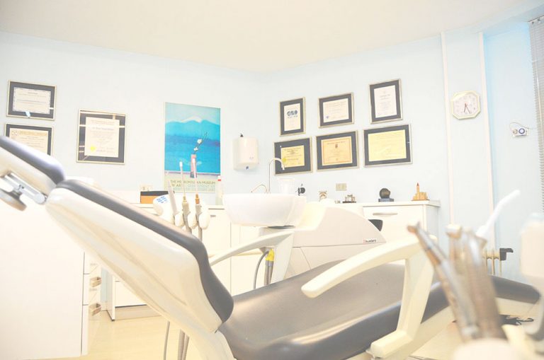 Clínica-Dental-Fueros-img-home